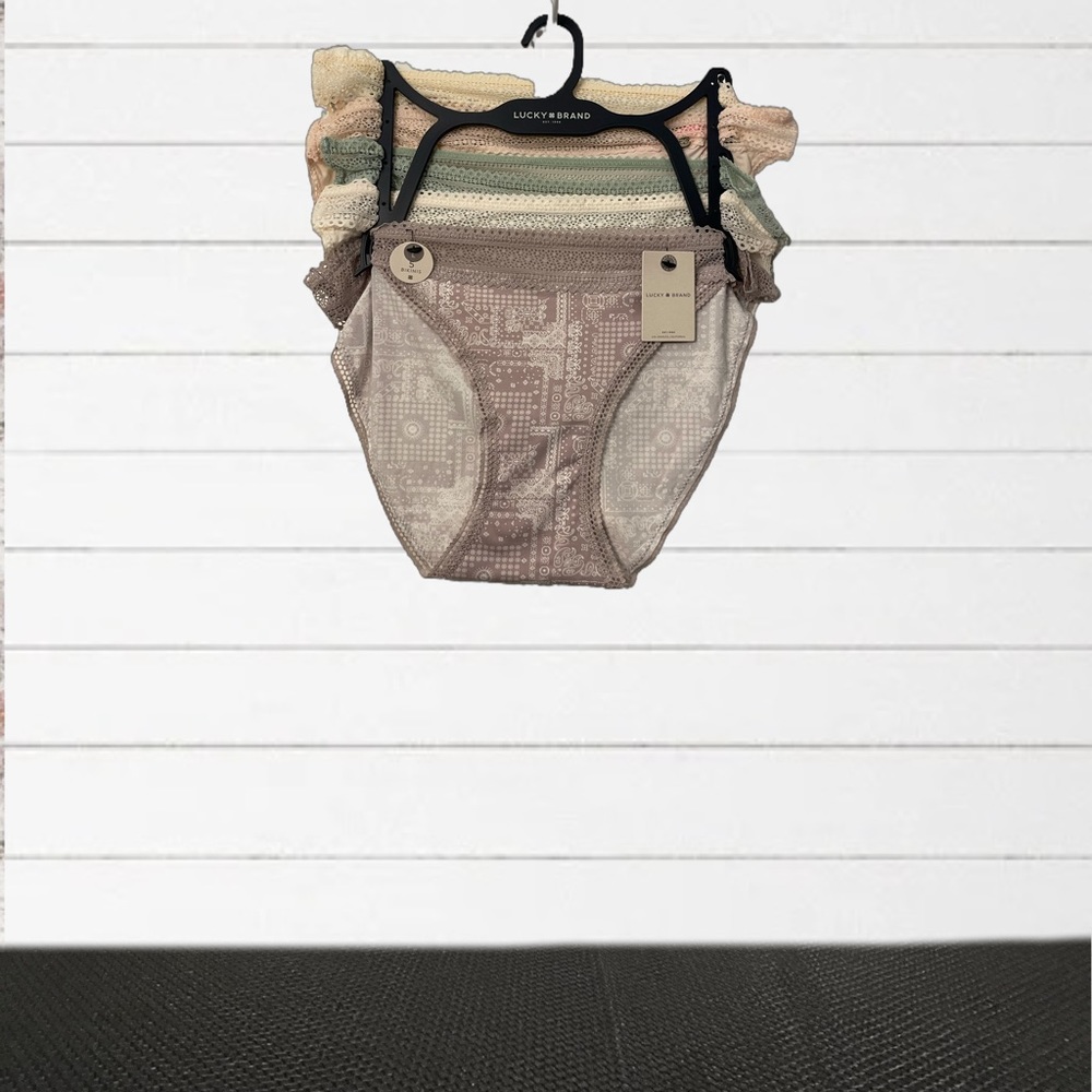 SOLD ON ANOTHER SITE / NWT Lucky Brand Bikini Style Panties (5 Pair)